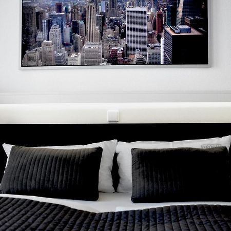 6 Rooms Apartments Берлин Экстерьер фото