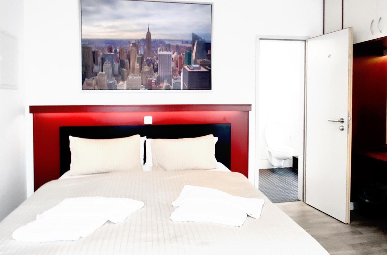 6 Rooms Apartments Берлин Экстерьер фото